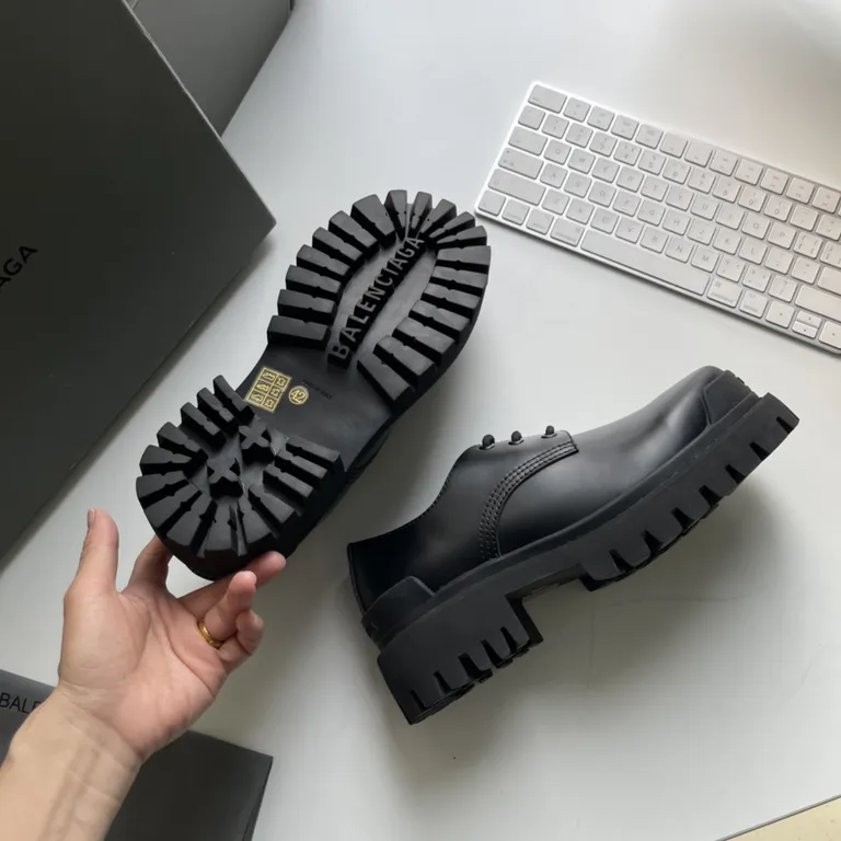 Balenciaga Shoe 